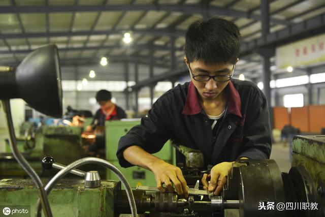 成都科华技工学校(成都科华技工学校怎么样)