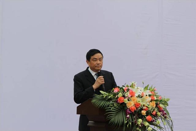 四川省商务学校地址(哈尔滨商务经贸学校地址)