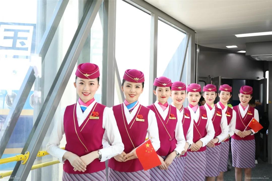 成都航空中专学校(公办高铁航空中专学校)