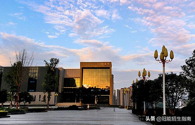 初中生毕业上什么技校(初中生可以上的职业学校)