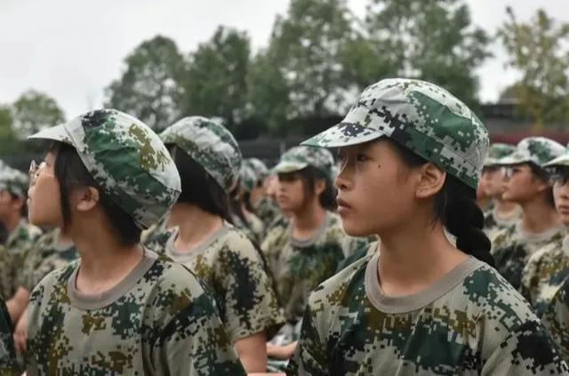 成都石化工业学校(成都石化工业学校南校区)