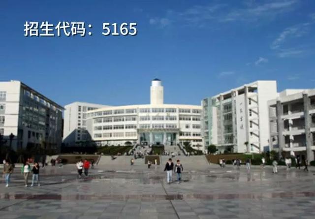 四川高铁乘务学校哪个好(四川高铁乘务专业的学校)