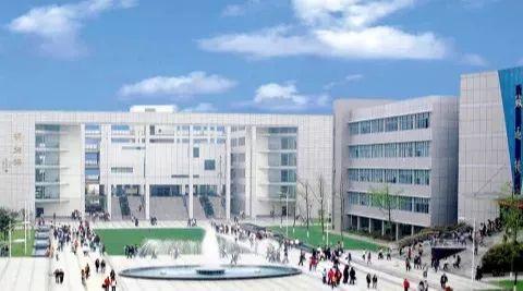 四川高铁乘务学校哪个好(四川高铁乘务专业的学校)