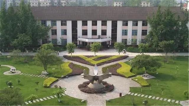 四川哪些航空学校好(四川航空学校有哪些比较好的)