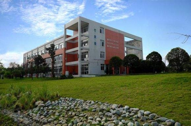 成都市职业学校排名(江西最好的职业学校排名)