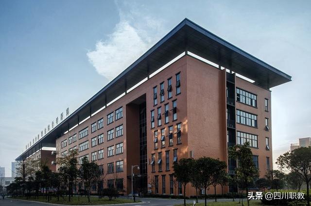 成都温江职高学校(温江职高有哪些学校)图2