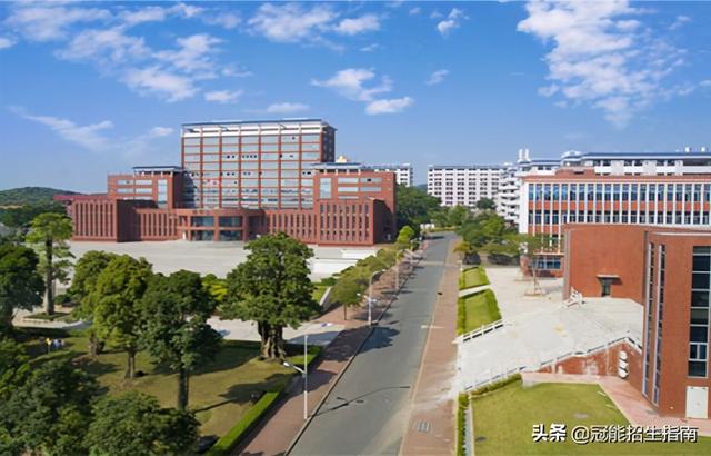 成都比较好的航空学校(成都高铁航空学校)