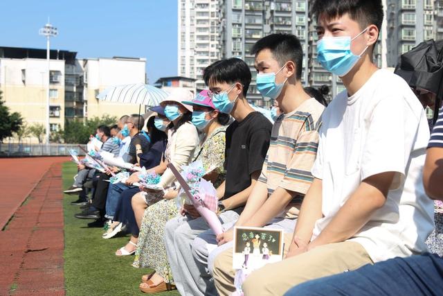 四川学电子商务哪个学校好(郑州学电子商务哪个学校比较好)