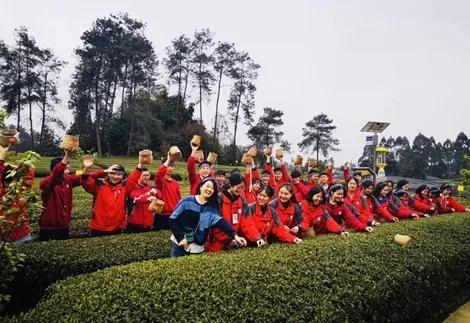 成都女子职业技术学校(成都航空职业技术学校)