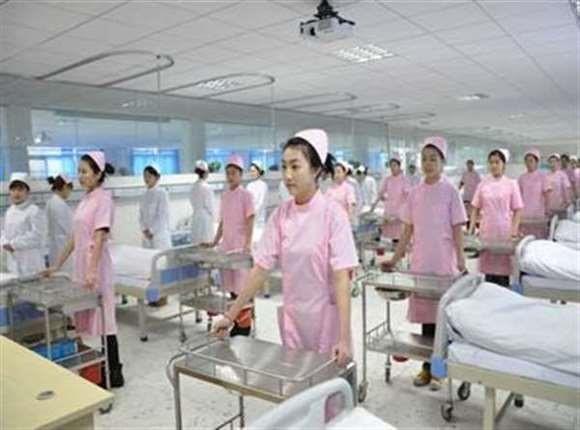 泸州卫生学校招生电话(泸州西南医科附属卫生学校)