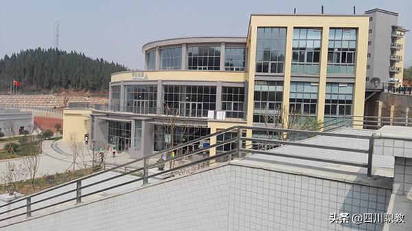 四川护理学校在哪里的简单介绍