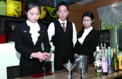 成都汽车职业技术学校学费(成都汽车职业技术学校官网)