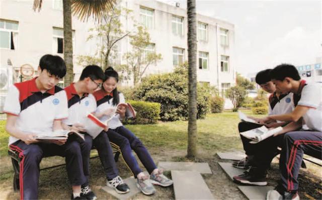 成都汽车职业技术学校学费(成都汽车职业技术学校官网)
