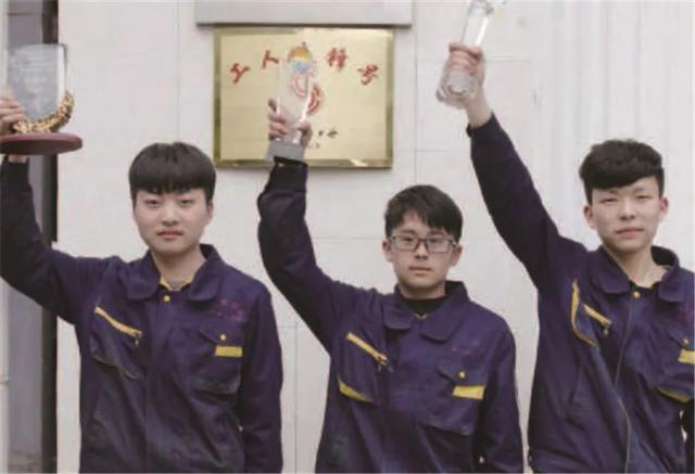 成都汽车职业技术学校学费(成都汽车职业技术学校官网)