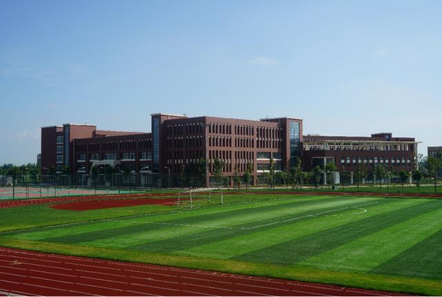 德阳城市轨道学校(德阳城市轨道职业技术学校)