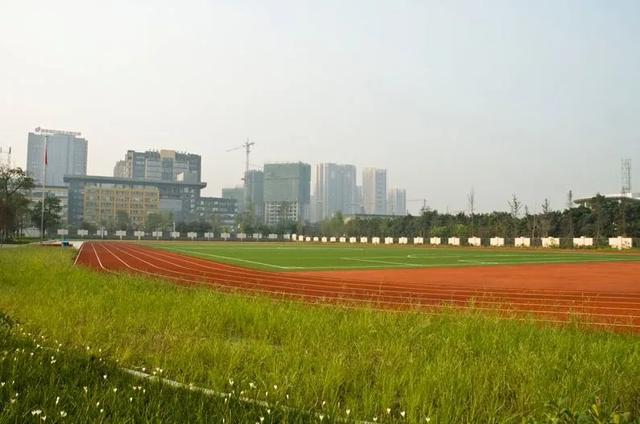 成都32学校有哪些(成都公办中职学校有哪些)