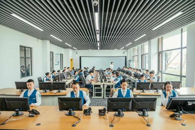 职业学校眉山校区(眉山药科职业学校官网)