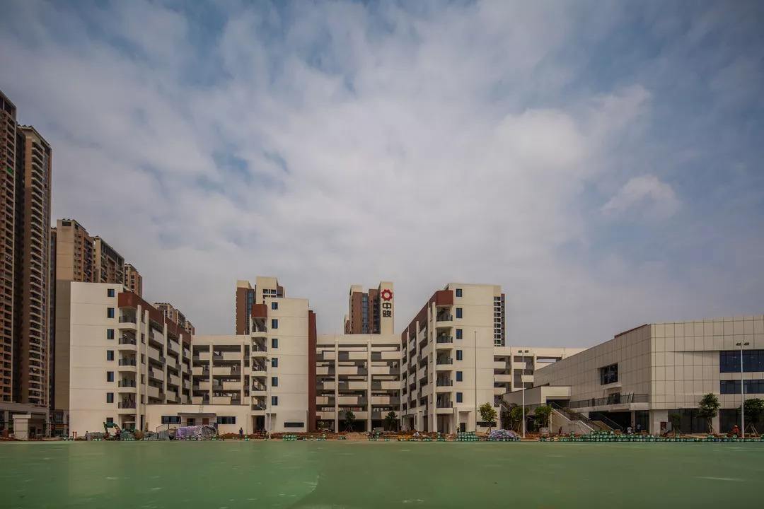 成都好点的高铁学校(成都高铁学校学费)