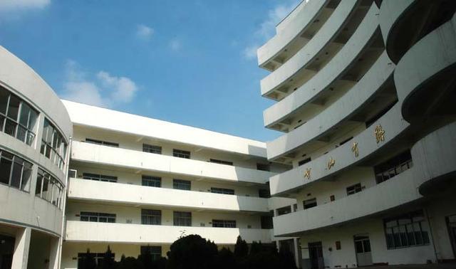 四川好的幼儿师范专业的学校(川北幼儿和四川幼儿师范哪个学校好)