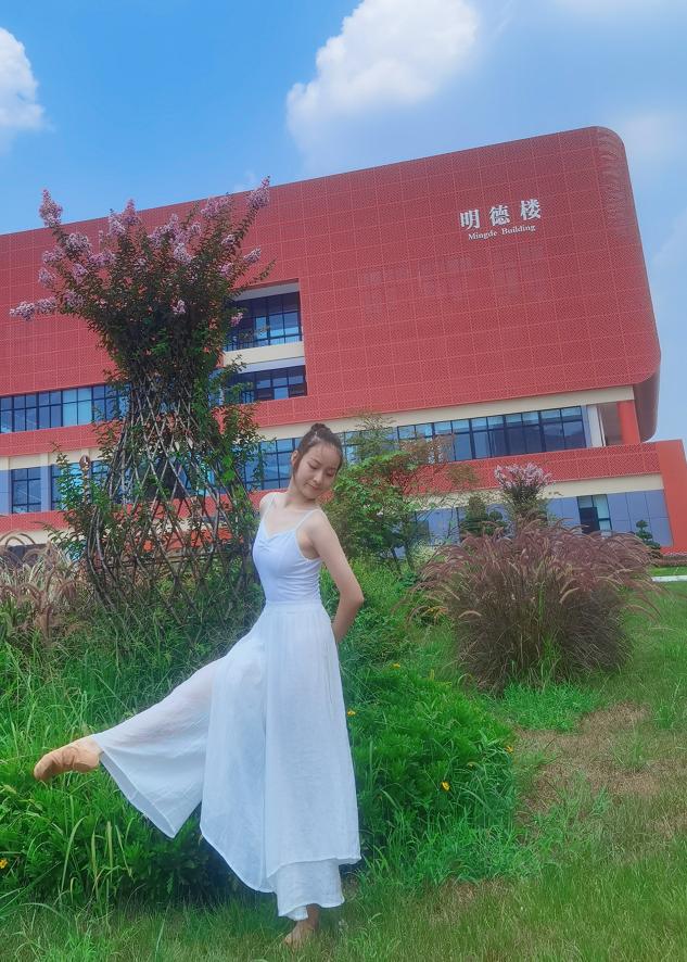 成都市电子信息学校怎么样(成都市电子信息技术学校)
