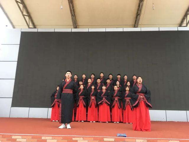 成都市电子信息学校怎么样(成都市电子信息技术学校)