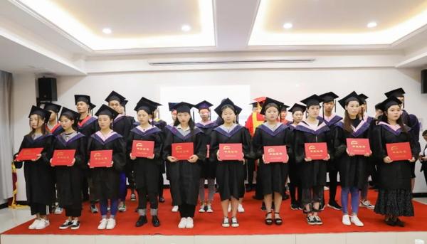 初中毕业学技术学校(初中职业技术学校)