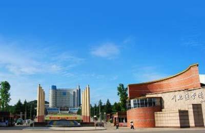 成都市卫校排名前10的学校(湖南卫校排名前10的学校初中)