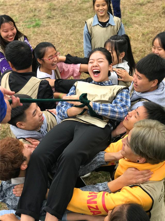 绵阳农业学校电话(四川省绵阳农业学校是不是公办的)