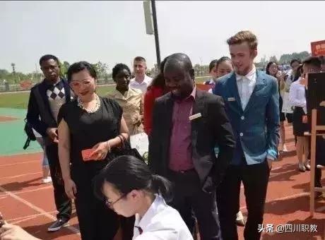 成都青苏职业中学校好不好(成都中和职业中学)