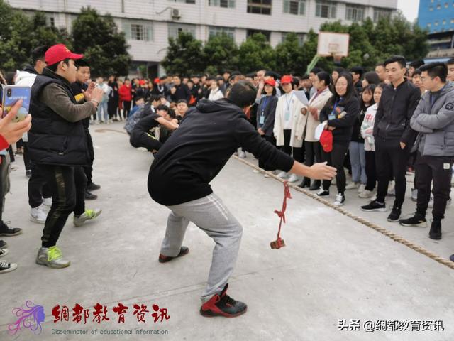 南充市高坪职业高级中学(南充市高坪职业高级中学官网)