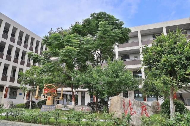 成都市工程职业技术学校(成都市工程职业技术学校怎么样)