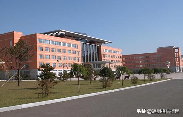 四川公立卫生学校(四川红十字卫生学校是公立还是私立)