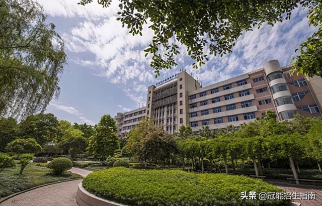四川公立卫生学校(四川红十字卫生学校是公立还是私立)