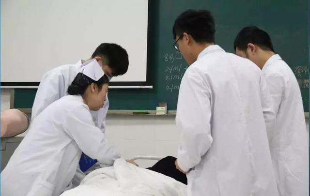 四川省卫生学校怎么样(四川省卫生学校中专)