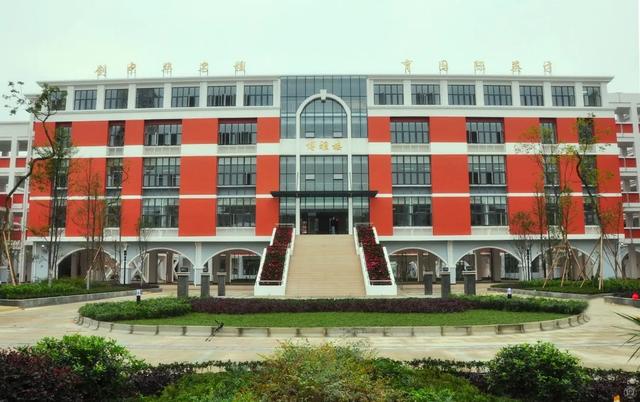 成都航天学校有哪些(成都的航空学校有哪些)