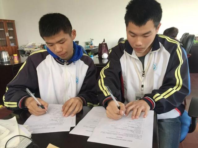成都市工程职业技术学校学费多少钱(成都市工程职业技术学校电话)