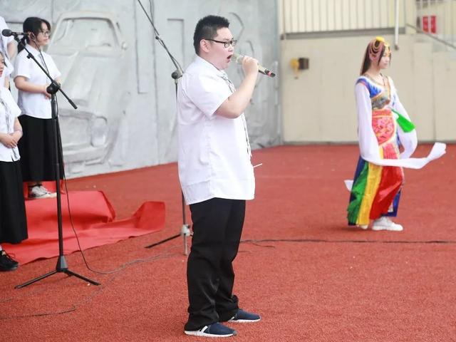 成都市工程职业技术学校学费多少钱(成都市工程职业技术学校电话)
