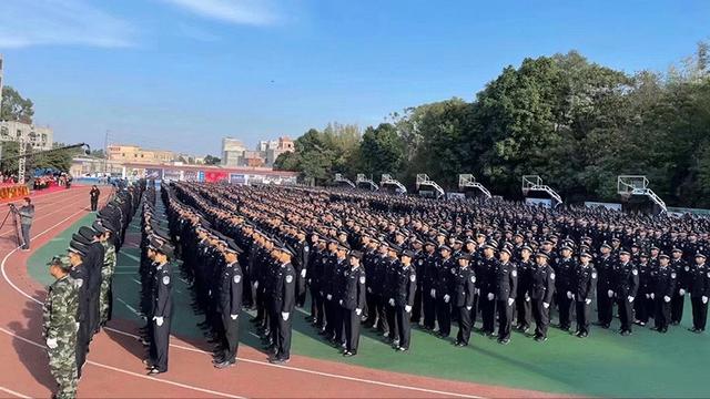 初中毕业上司法专业学校可以吗(初中毕业的外语专业学校)