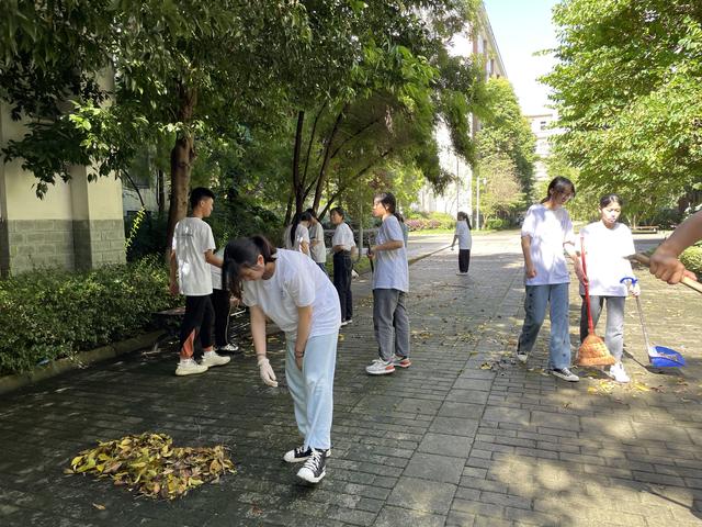 四川省旅游职业学校(海口旅游职业学校)
