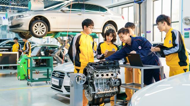 初中生上技校学什么好(初中生男孩上技校学什么好)