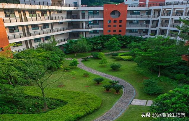 关于四川哪个护理学校比较好的信息