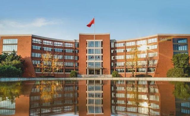 四川高铁学校排行(四川高铁职业学校哪个好)