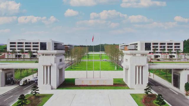 四川高铁学校排行(四川高铁职业学校哪个好)