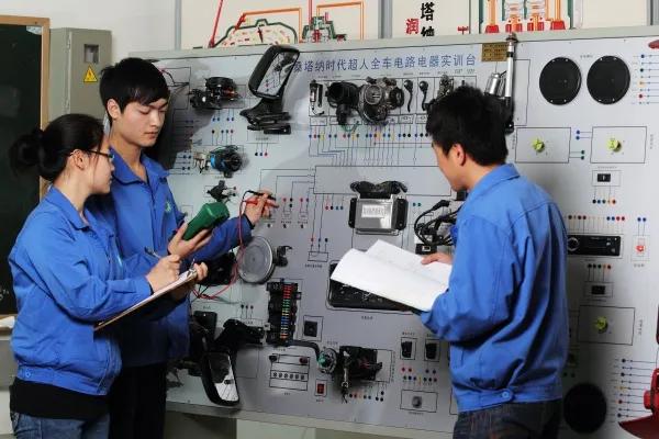 成都单招分数最低的公办学校(江西单招分数最低的公办学校)