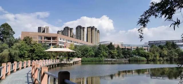 四川成都洪河城市职业学校(成都城市技师学校洪河校区)