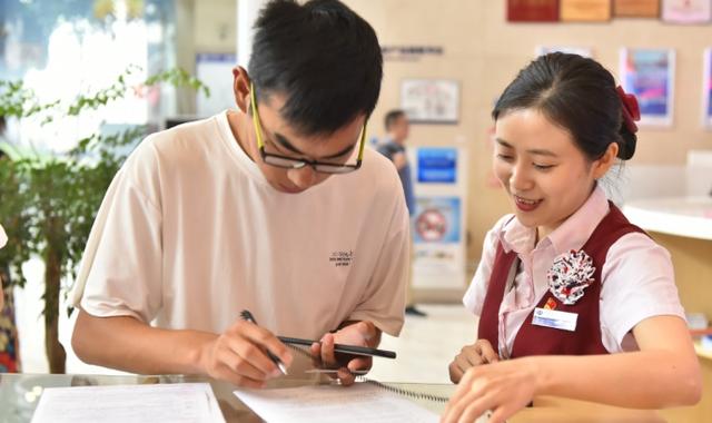 职业学校女生适合学什么专业(职业学校有哪些专业女生学什么好)