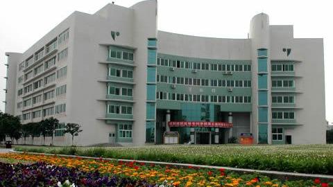 四川轨道学校排名(四川职校排名前十名学校)