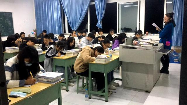 四川空分集团技工学校(四川空分集团技工学校邮政编码)