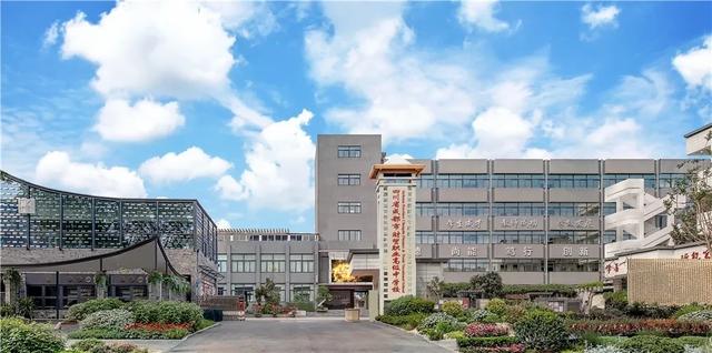成都财贸职业高级中学(成都财贸职业高级中学校官网)