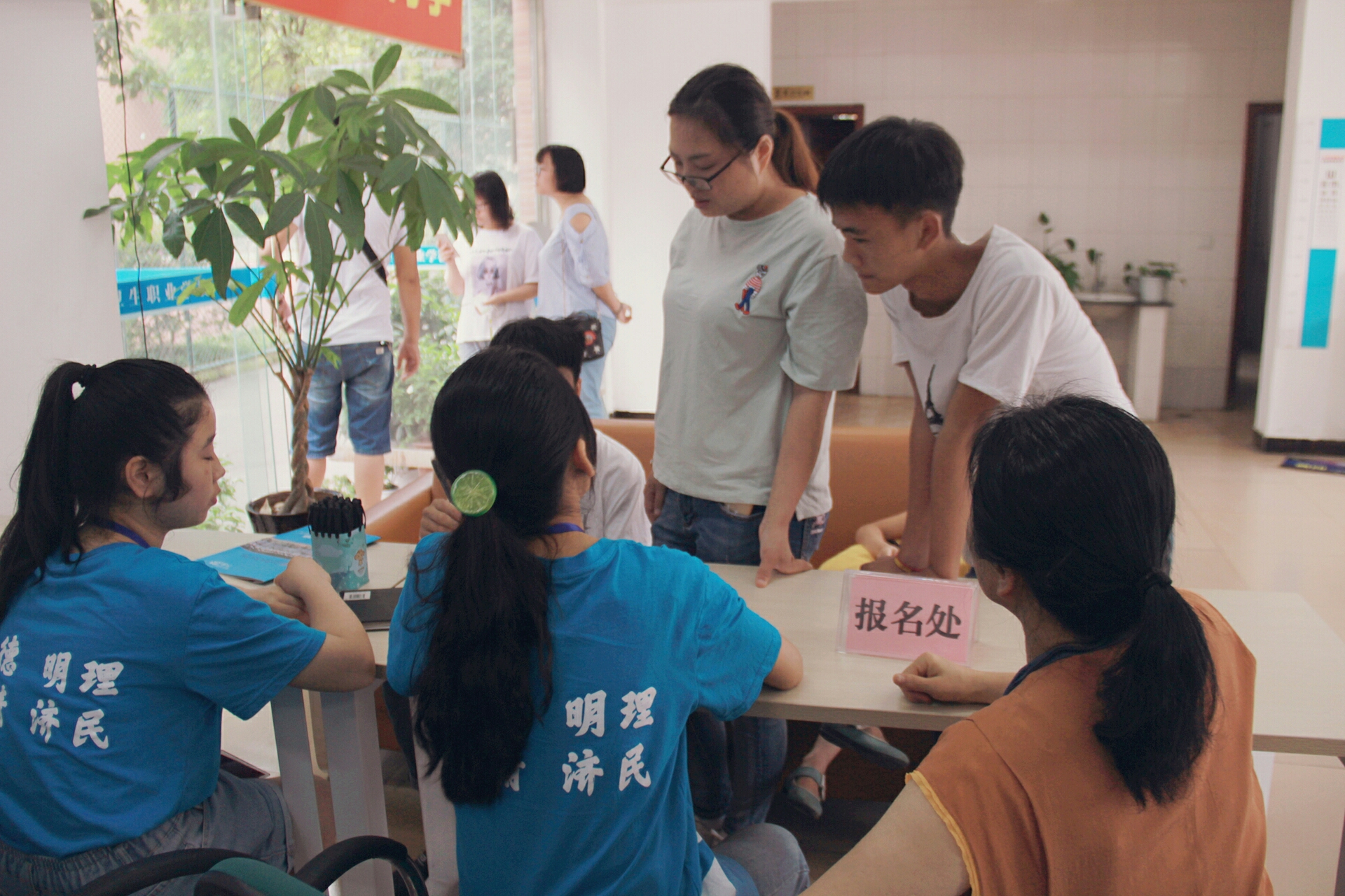 眉山卫生职业学校好不好(眉山卫校录取分数线2021)